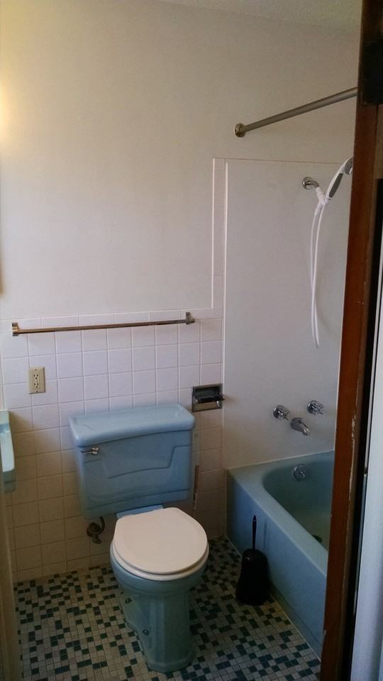 1015 W Benton St - Photo 5 of 6