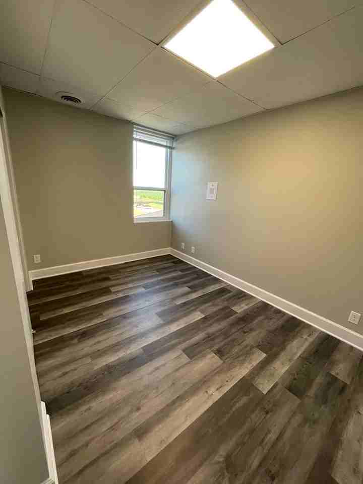 815 W. Columbia - Photo 7 of 19