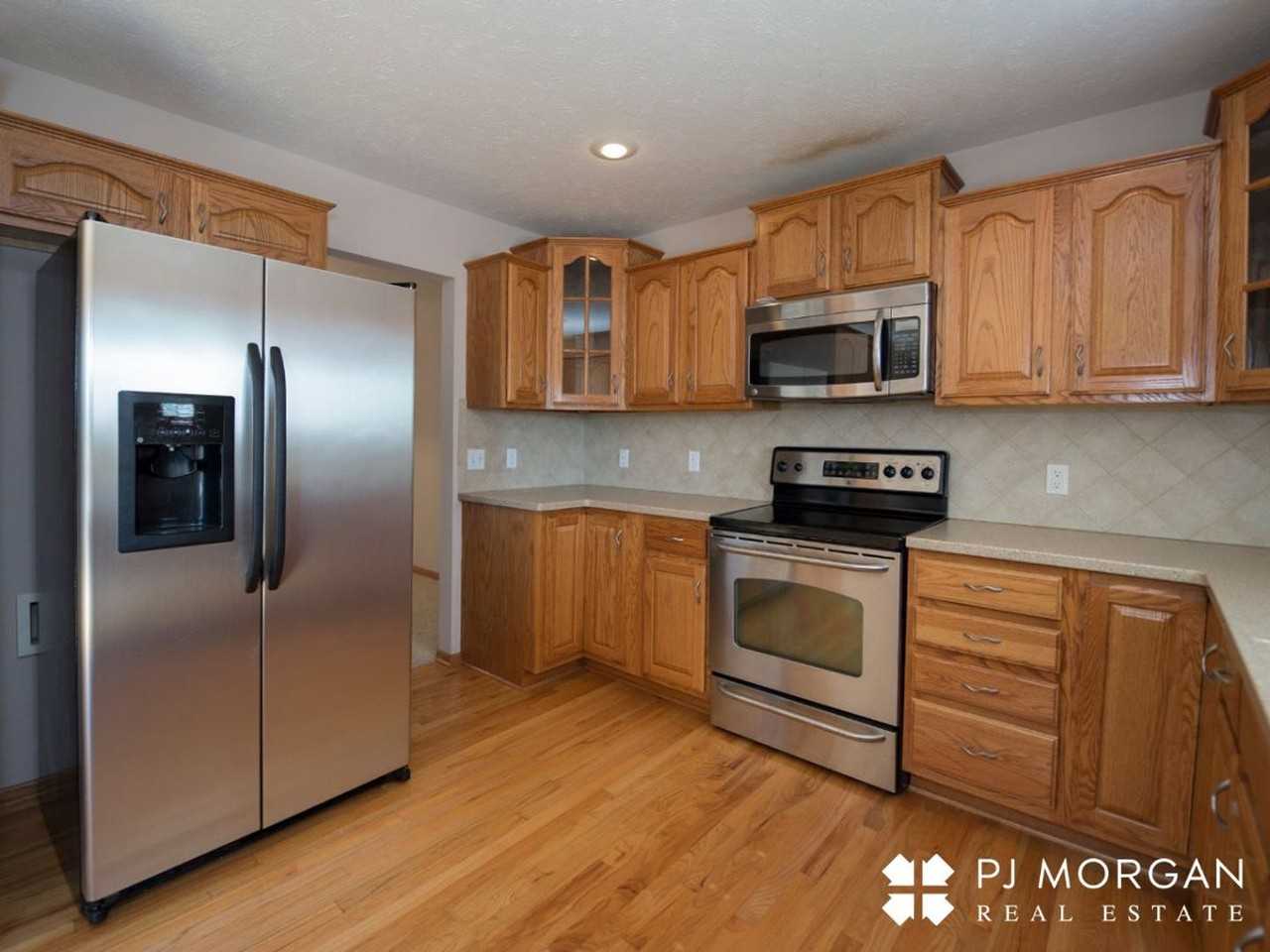 14905 S 24th Ave - Photo 3 of 25