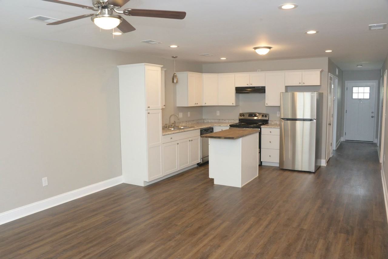 171 E Loudon - Photo 3 of 10