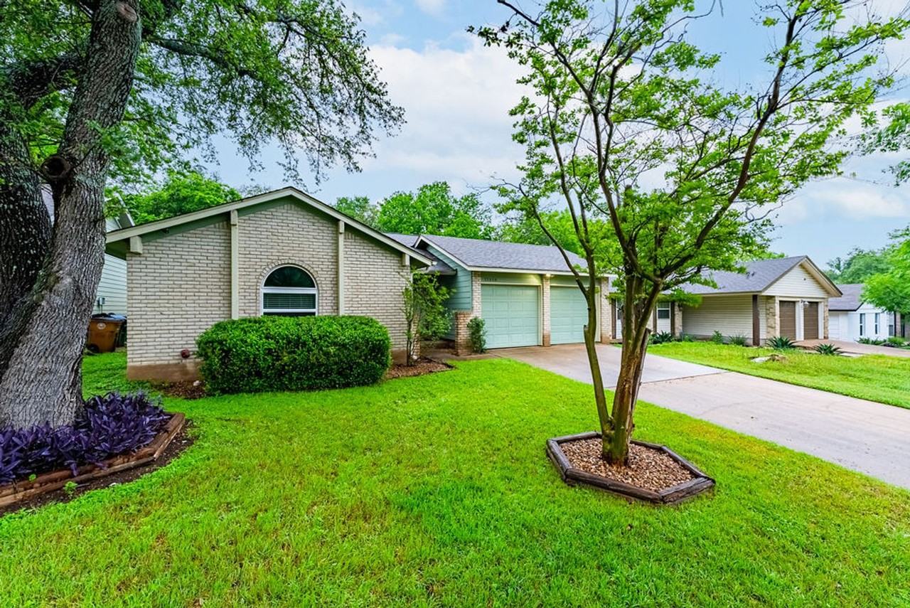 11616 Fast Horse Dr - Photo 3 of 22