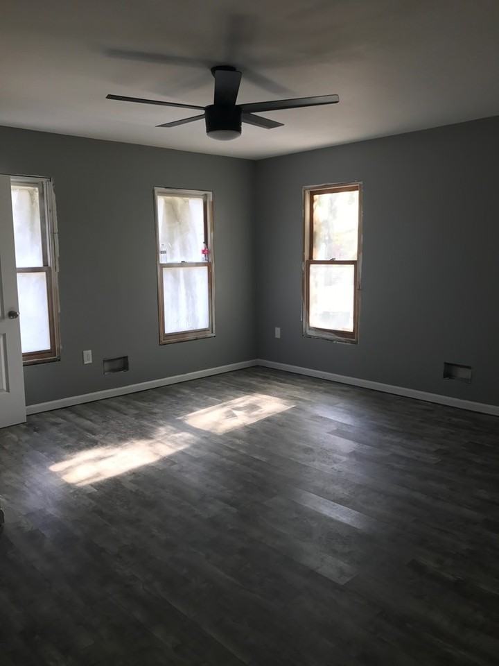 4 Hanna Pl - Photo 3 of 10