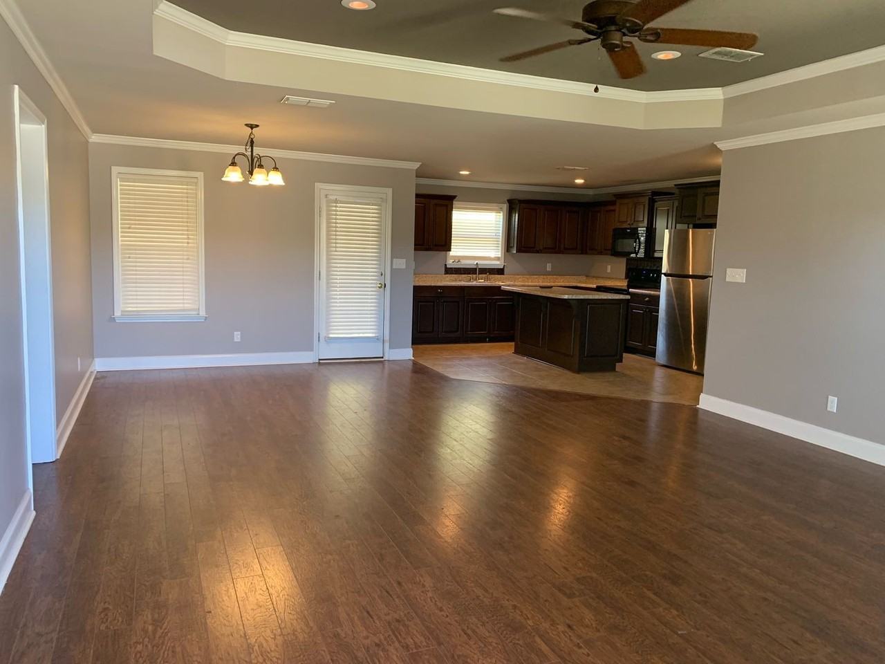 119 Birchleaf Ln - Photo 2 of 13