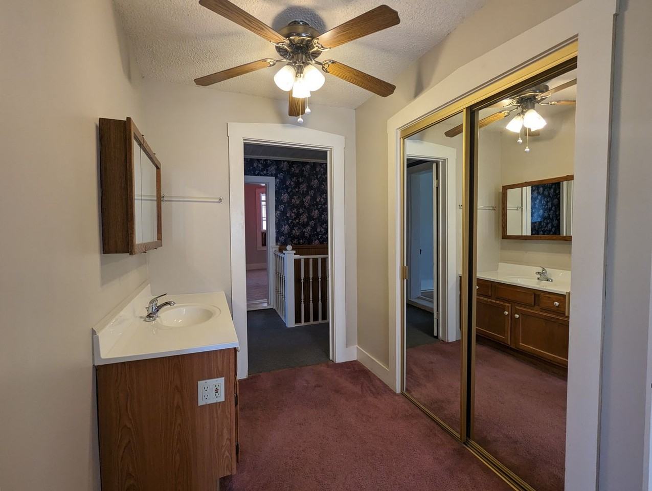606 6th St - Photo 3 of 24