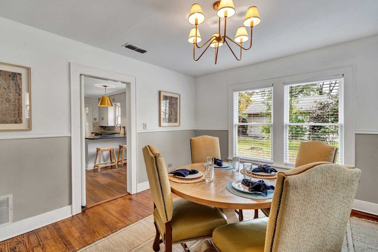 606 W Dobbs St - Photo 6 of 13