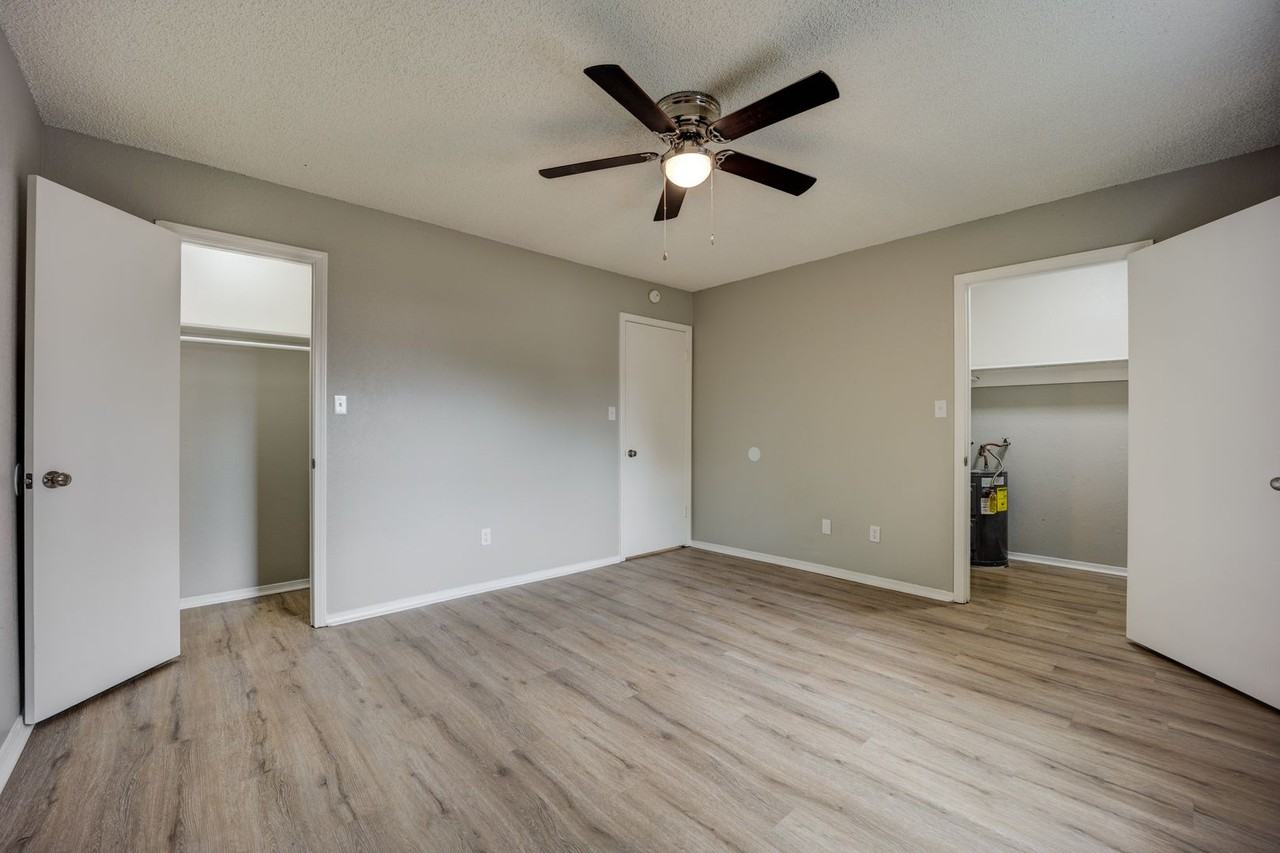 The Cherry Tree: 1 & 2 Bedroom Apartments - Photo 2 of 10