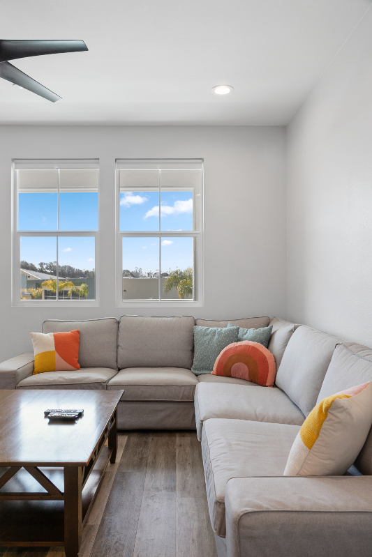 1125 Makena Way - Photo 2 of 33