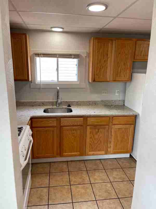 1208 Elwell St - Photo 3 of 8