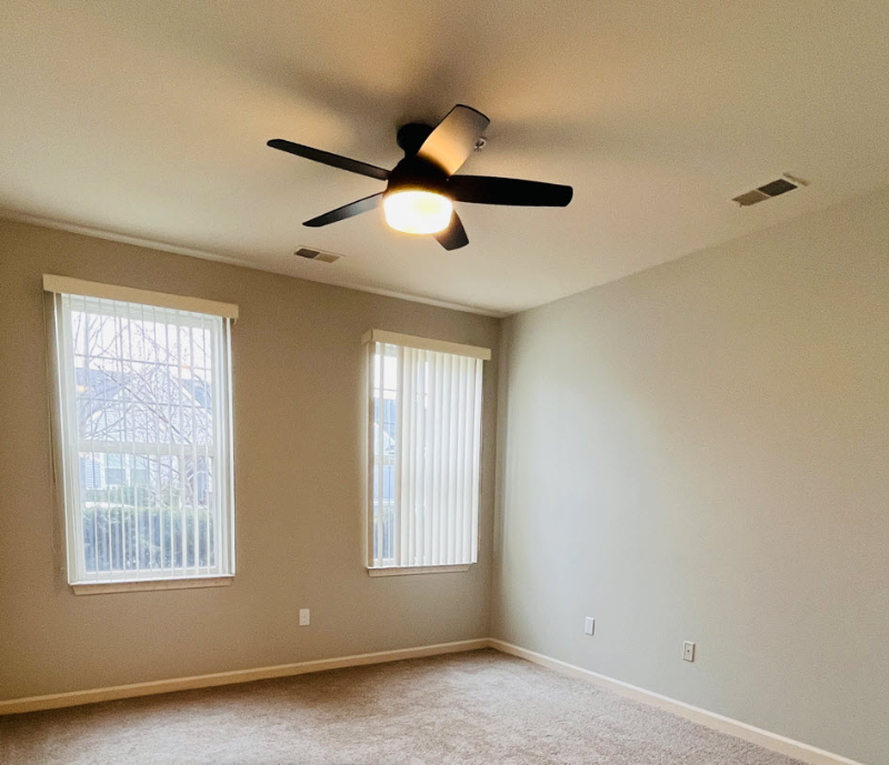 339 Wright St - Photo 3 of 11