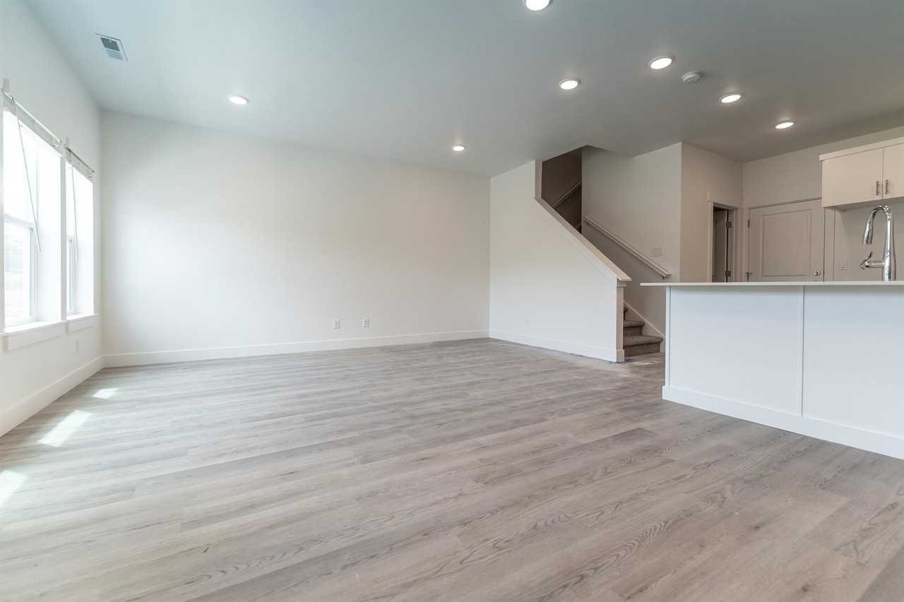 1246 W 1820 S #1 - Photo 2 of 21