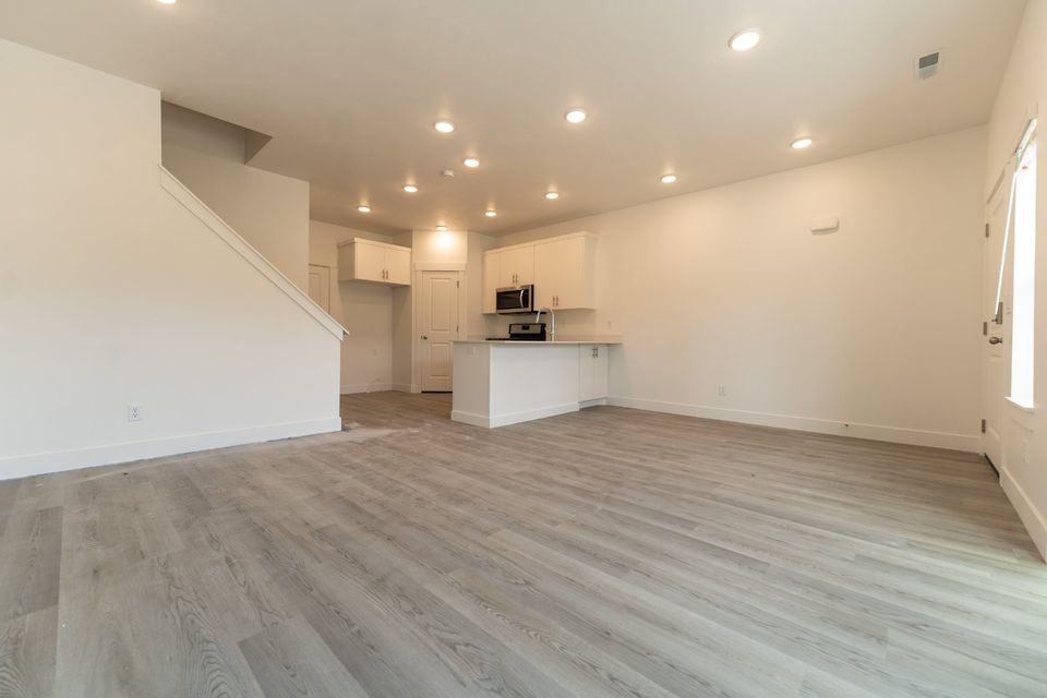 1246 W 1820 S #1 - Photo 3 of 21