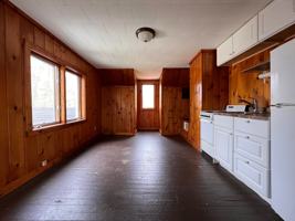 featured image of 167 E 17th St #B