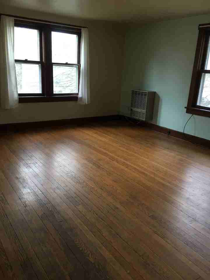 832 Elmwood St #NA - Photo 2 of 14