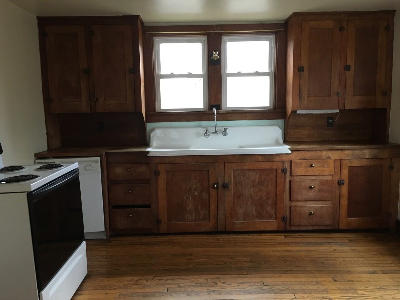 832 Elmwood St #NA - Photo 6 of 14