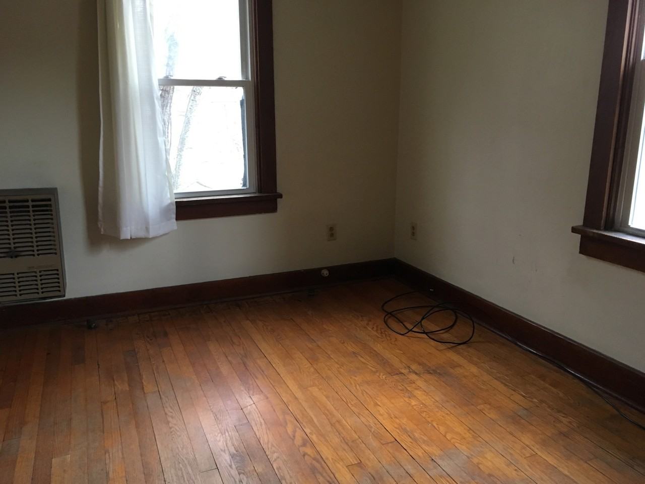 832 Elmwood St #NA - Photo 7 of 14