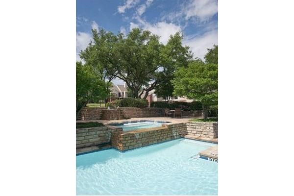 The Villas of Josey Ranch - Photo 2 of 17