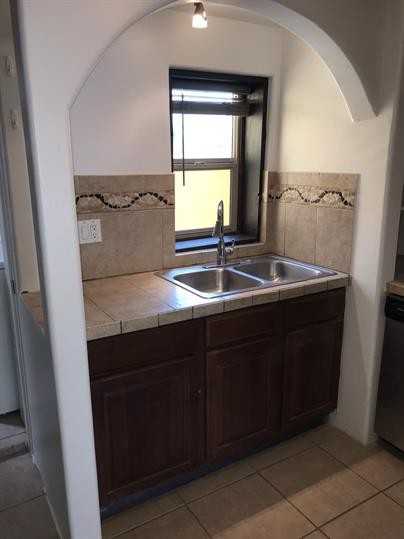 843 S 8th Ave #843 - Photo 2 of 27