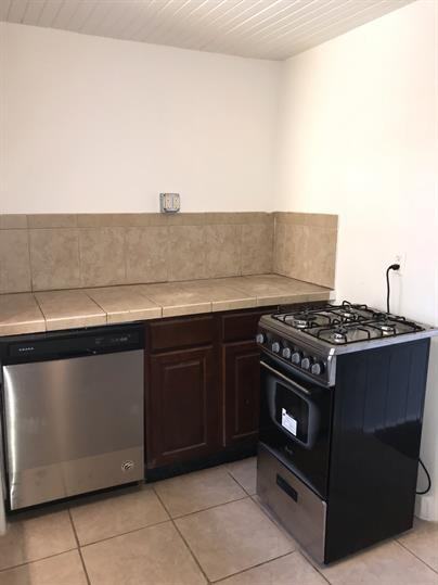 843 S 8th Ave #843 - Photo 3 of 27