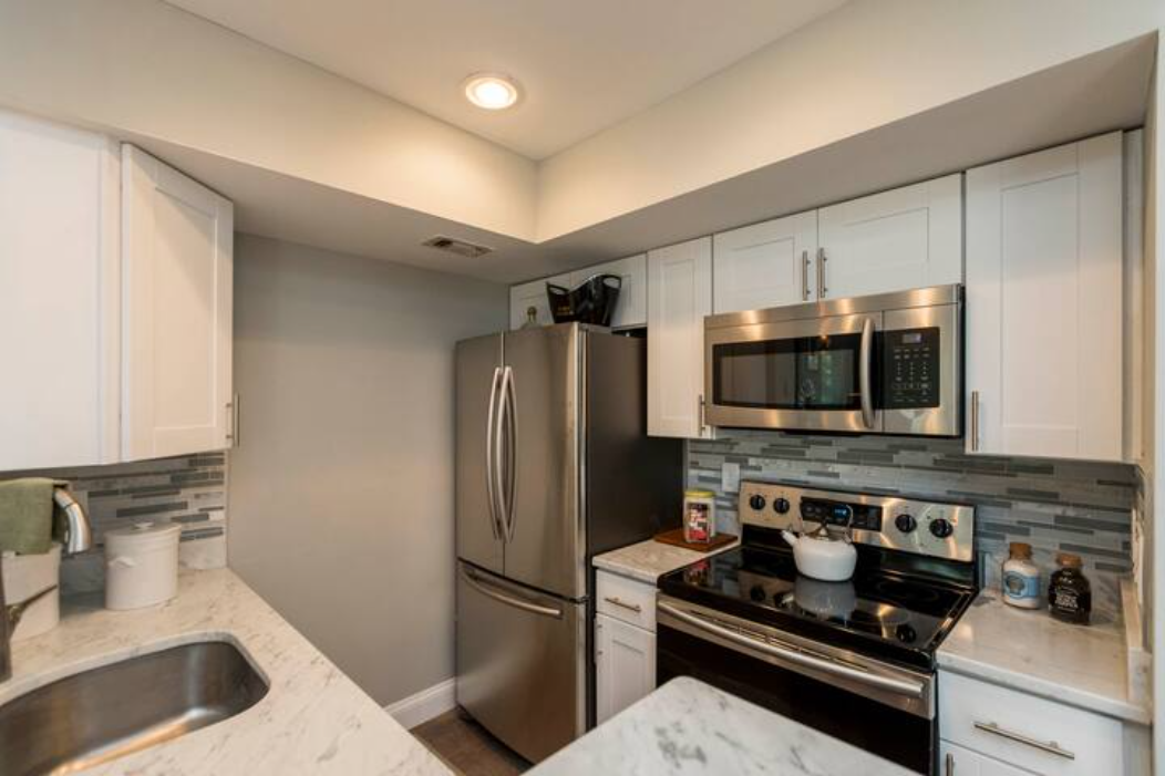 4442 Lord Loudoun Ct #1 - Photo 5 of 8