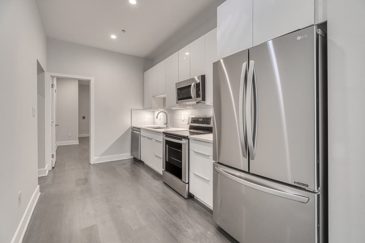 1244 South 20th Street - 1Unit 1 #1 - Photo 4 of 33