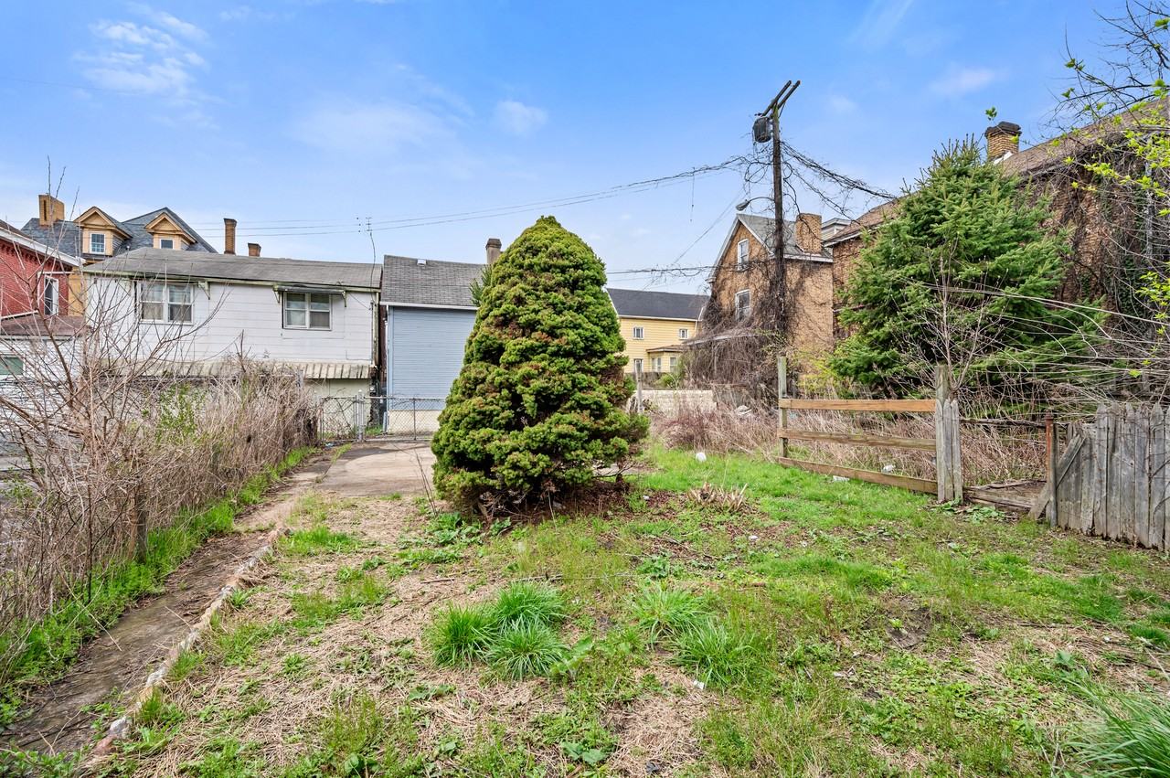 134 Corey Ave #1 - Photo 4 of 15