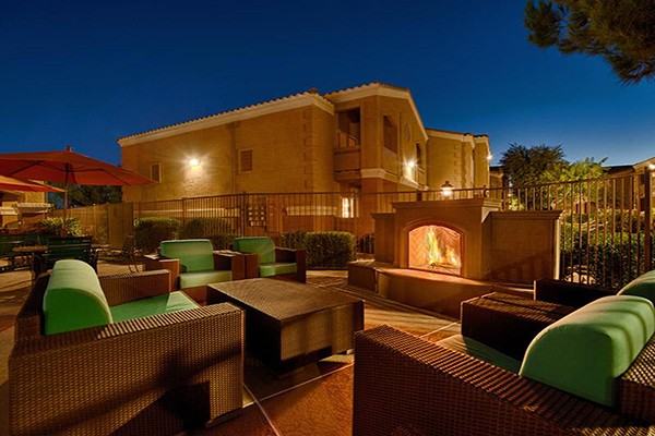 2150 South Arizona Ave - Photo 3 of 9