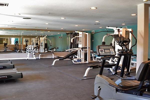 2150 South Arizona Ave - Photo 2 of 9