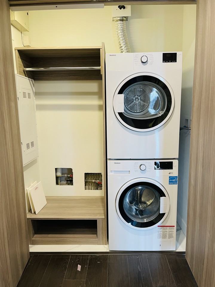 4890 Lougheed Highway #309 - Photo 6 of 9