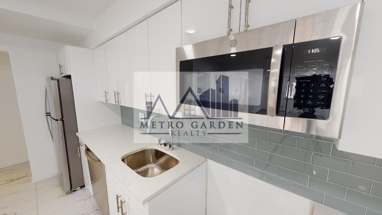 81-18 138th Street #1 - Photo 6 of 30