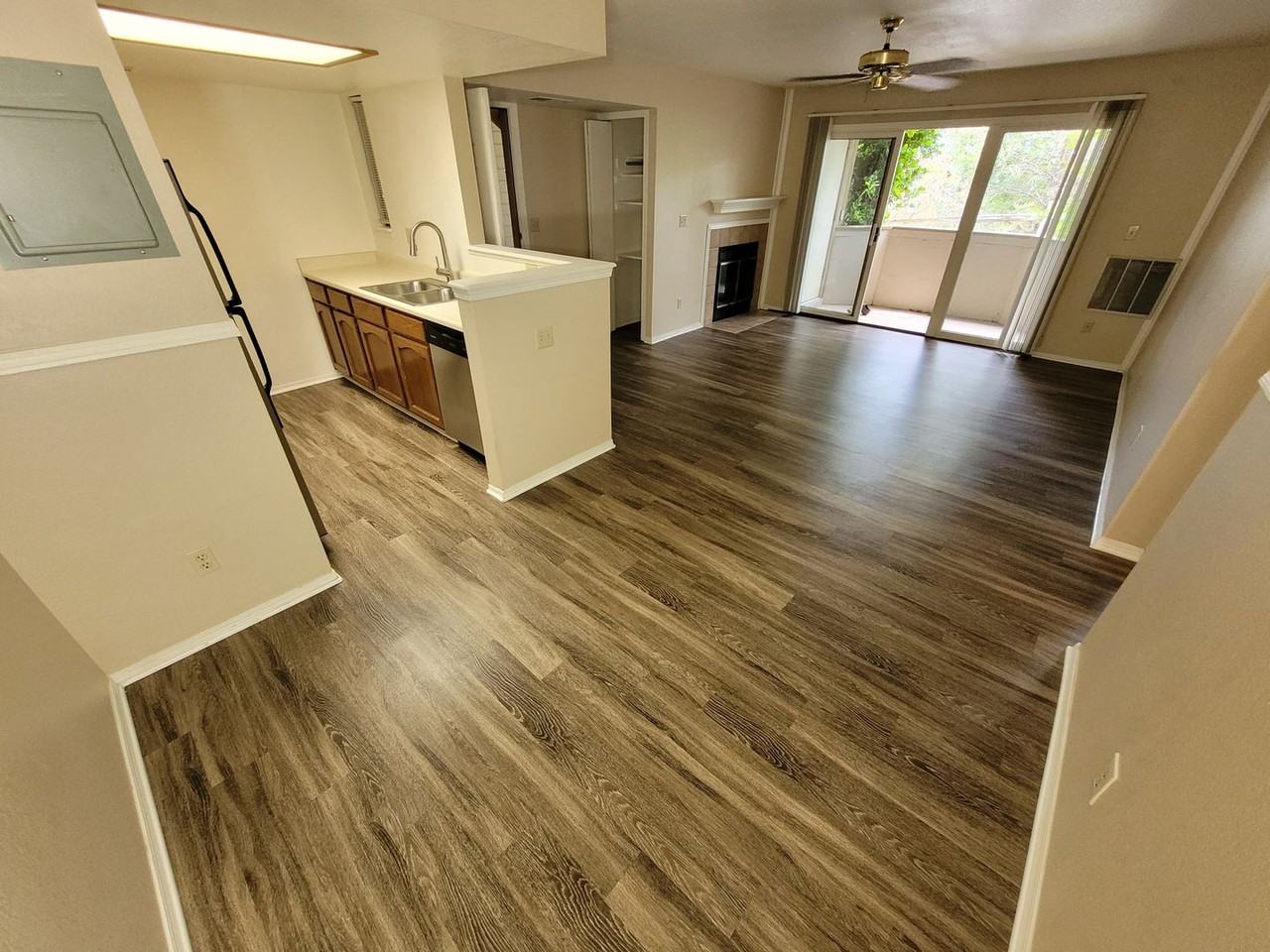 Rampart View Apartments - Photo 3 of 25