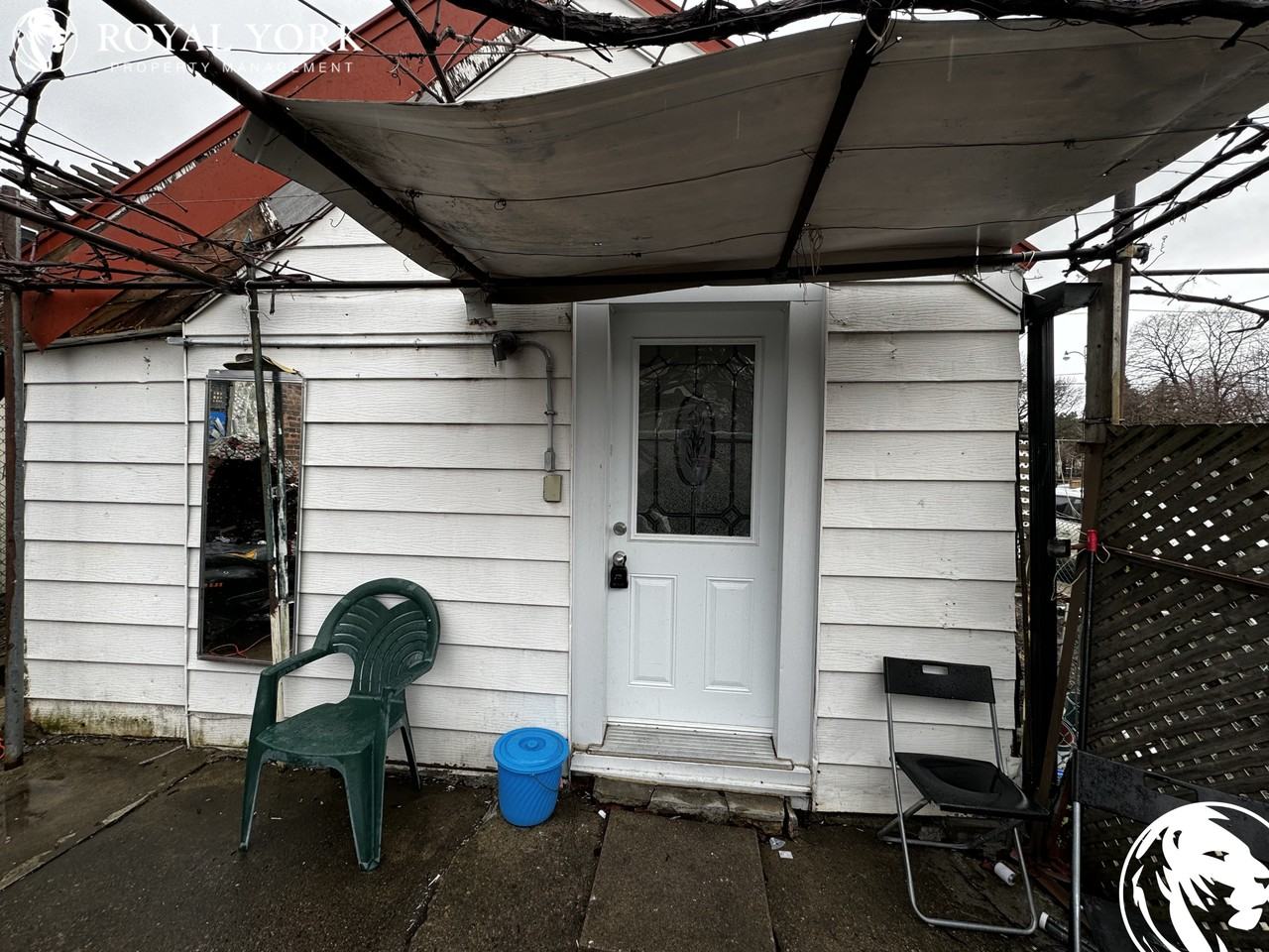 2-61 Antler Street, Toronto, Ontario M6P 3Y3 - Photo 2 of 15