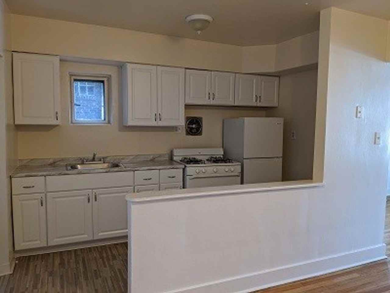 Alderson - Photo 2 of 11