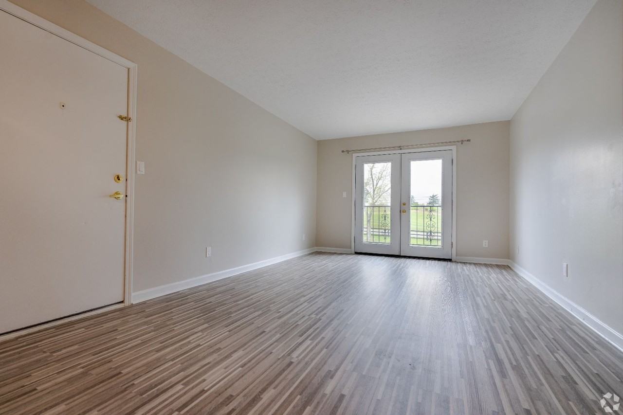 Green Valley Apartments - Photo 3 of 27