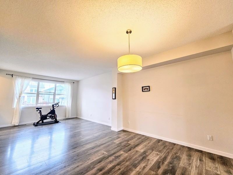 379 Allard Blvd Sw - Photo 2 of 21