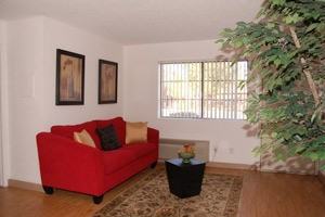 Las Vistas at Papago Park - Photo 3 of 18