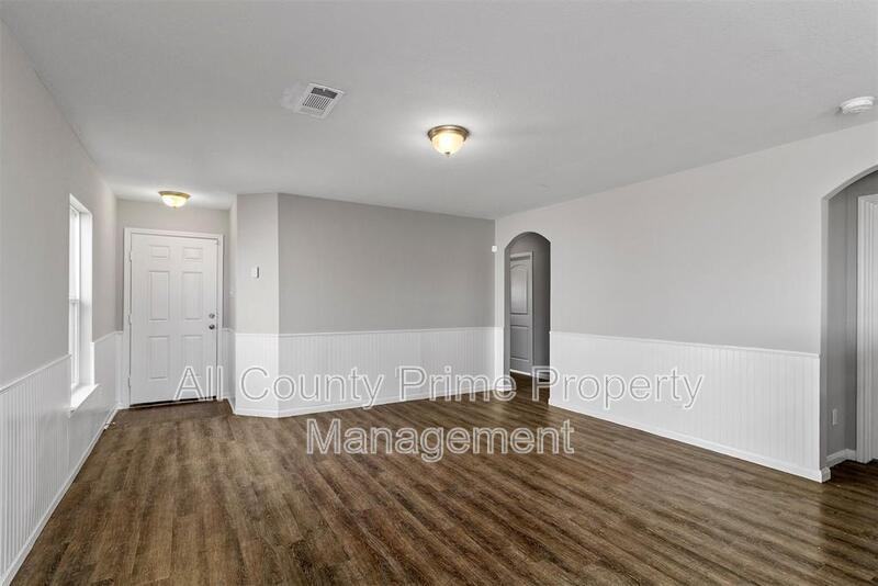 5807 Treasure Cove Rd - Photo 6 of 21
