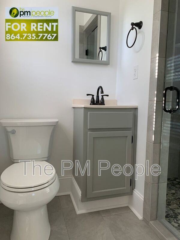 204 Pennwood Ln - Photo 6 of 16