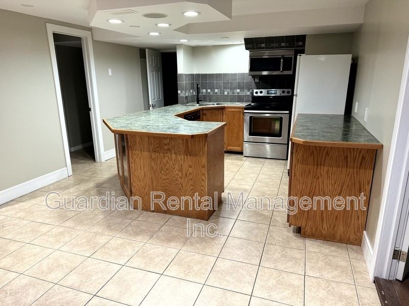 84 Elm St - Photo 2 of 14