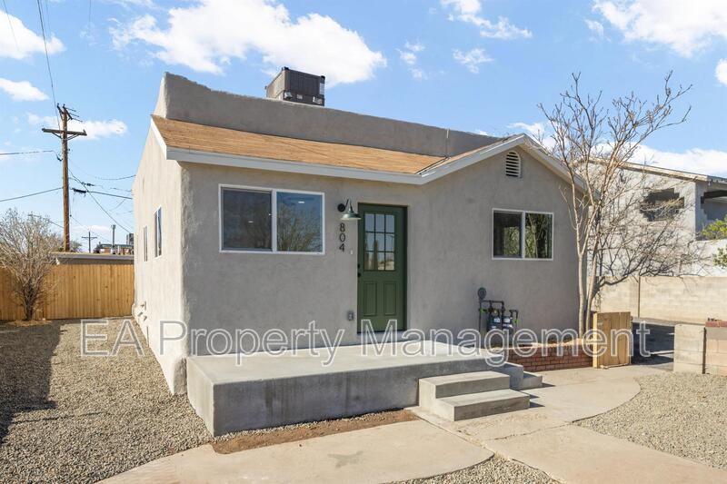 804 Aztec Rd Nw #A - Photo 2 of 12