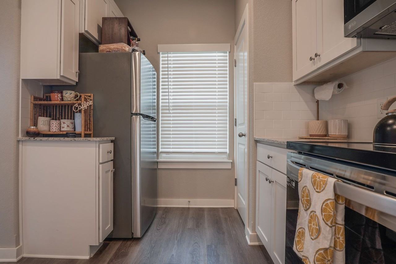 668 N Littleleaf Ter #14 - Photo 5 of 18