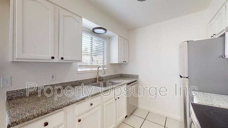 715 Mary Street #28 - Photo 5 of 16