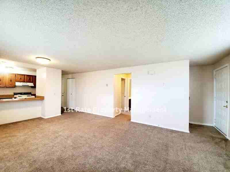 23 Sw 7th Ave - Photo 3 of 13