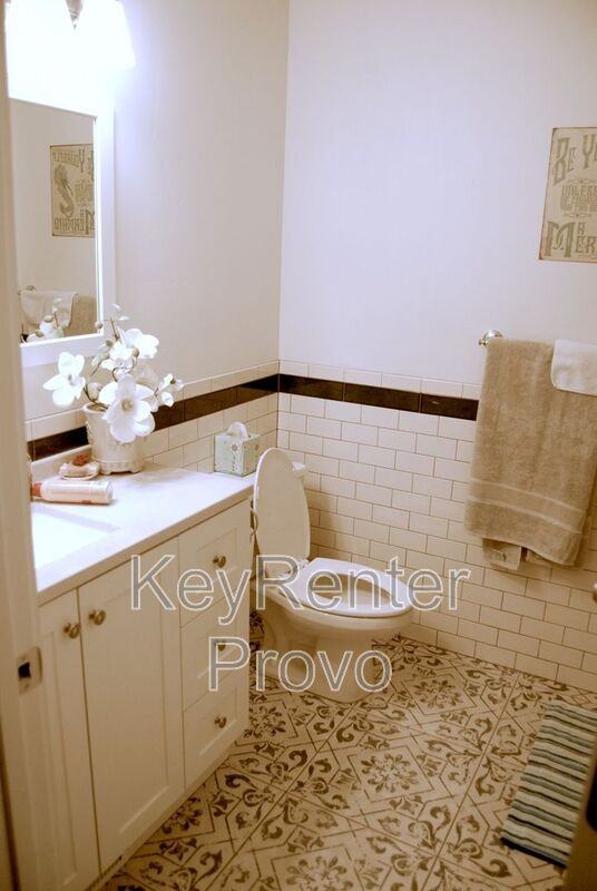 713 Ws #B - Photo 6 of 20