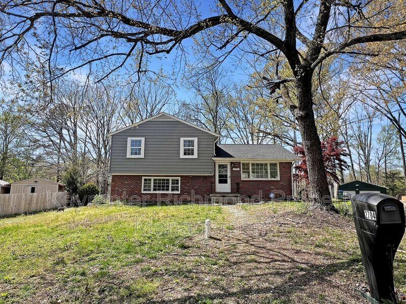 2704 Susten Ct - Photo 2 of 23