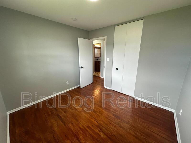 1730 Woodland Ave - Photo 2 of 14