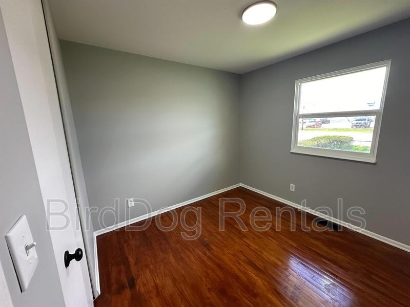 1730 Woodland Ave - Photo 3 of 14