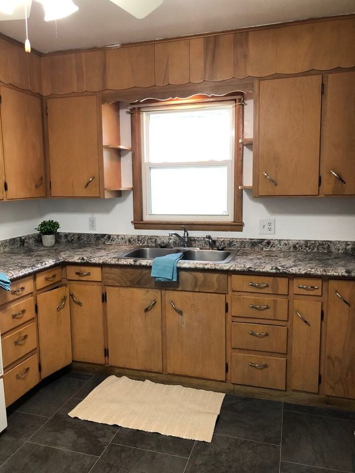 Park Apartments - 530 - Photo 2 of 18