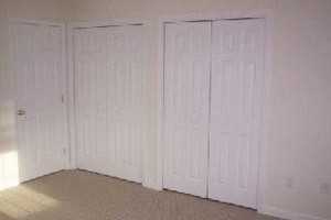 Luxury Town House - Photo 3 of 14