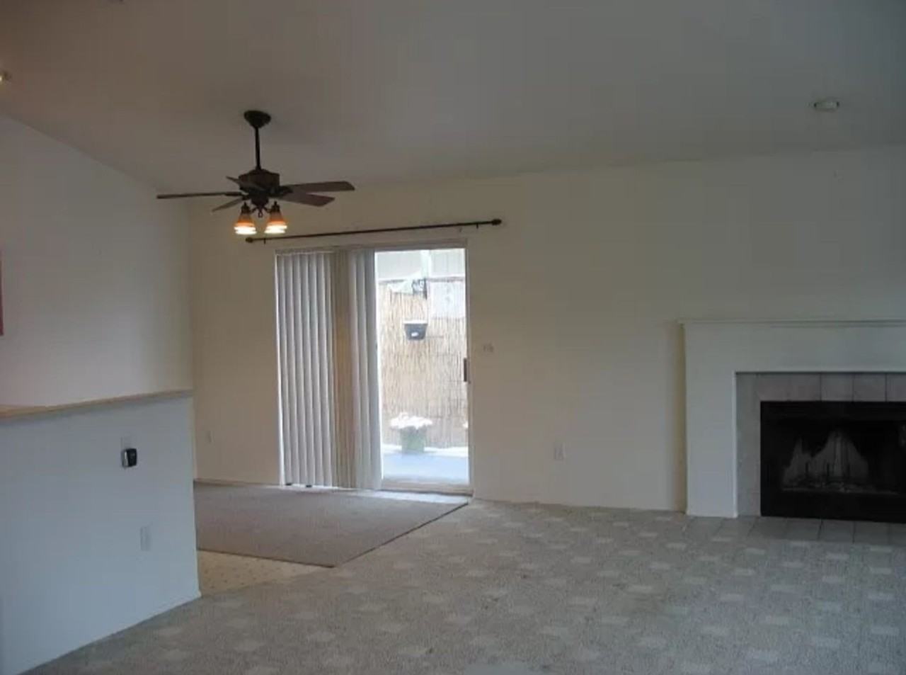 1317 Brown St - Photo 2 of 3