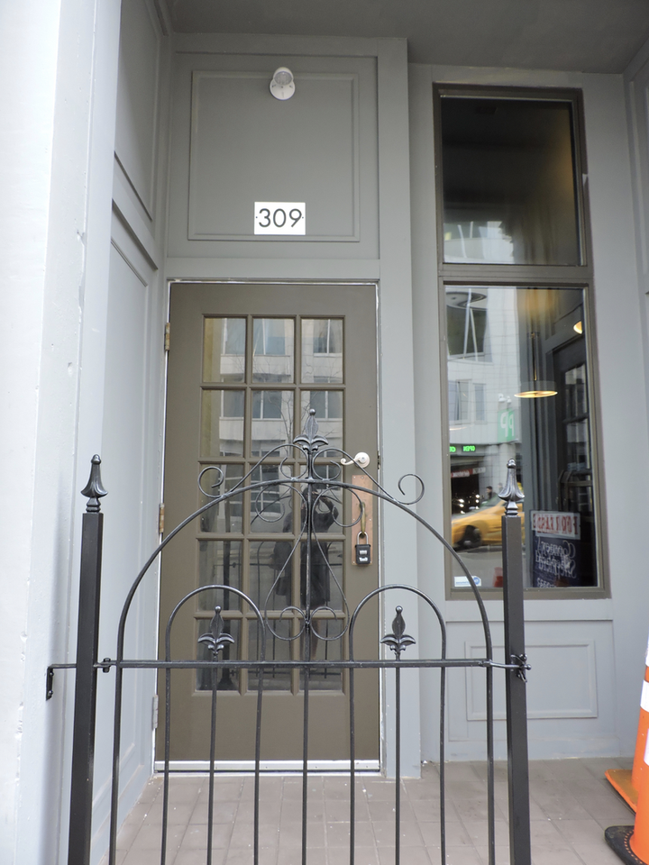 309 Sycamore Street Apartments - Photo 3 of 50